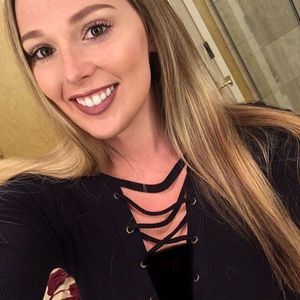 Meet your Posher, Carley